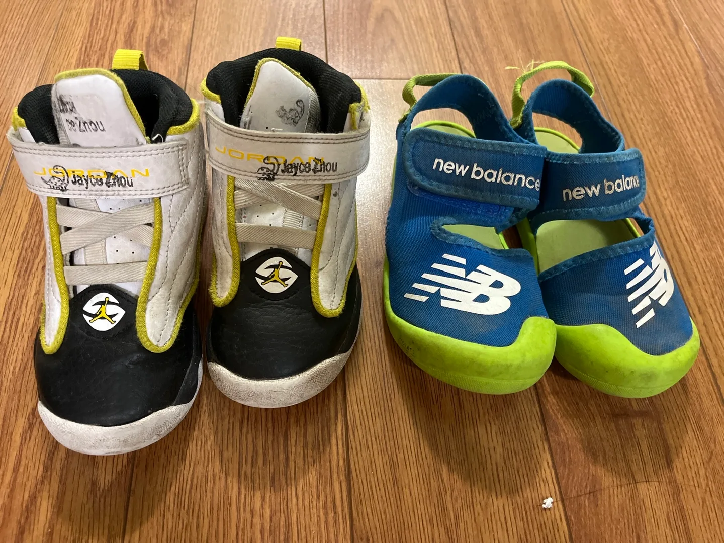 Baby Boy's Shoes size 9 thumbnail