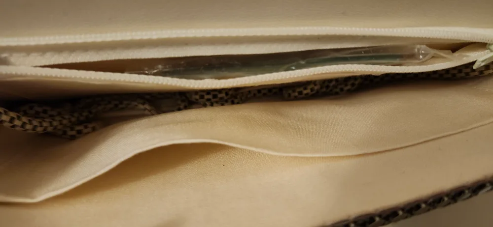 Cream Mesh Chain Evening Ba image indicator(5)