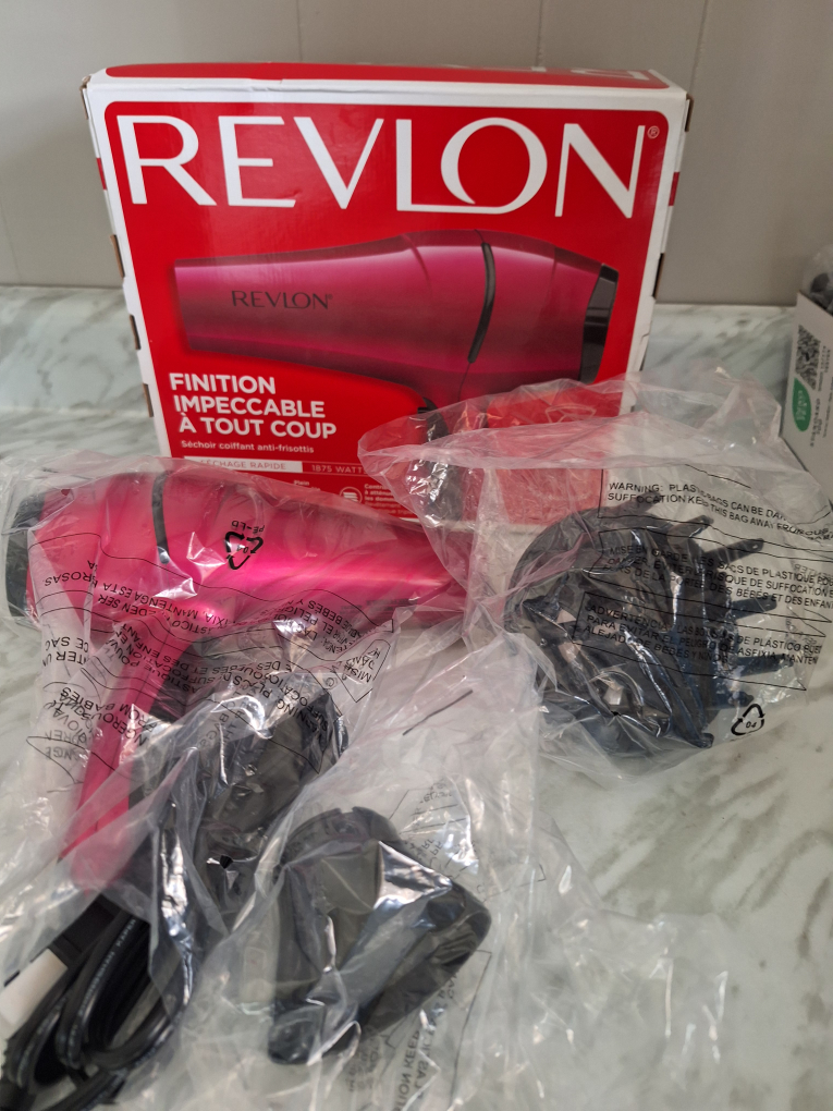 Revlon Finitiion Impeccable à Tout Coup Hair Dryer