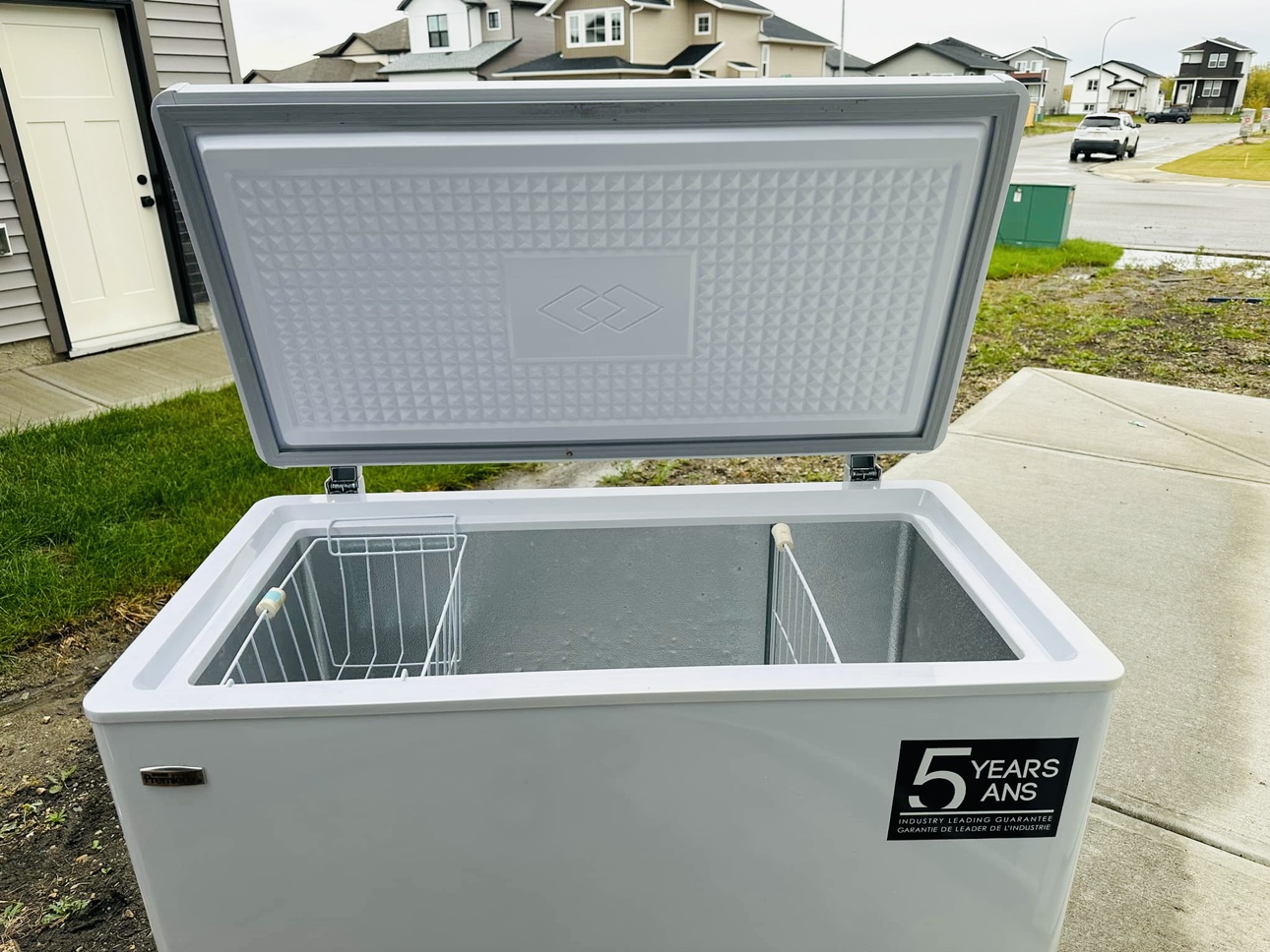 Danby Chest Freezer - photo 2