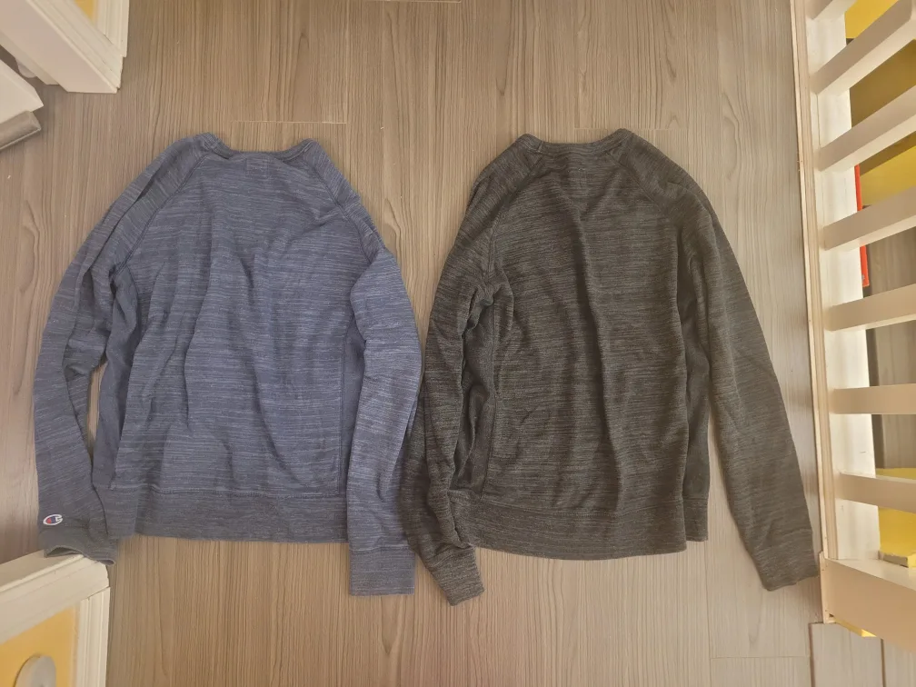 Champion Crewnecks Black and Blue image indicator(2)
