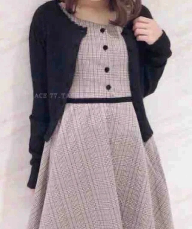 🆕 (from Japan) Grey and Black Plaid Button-Down Dress image indicator(3)