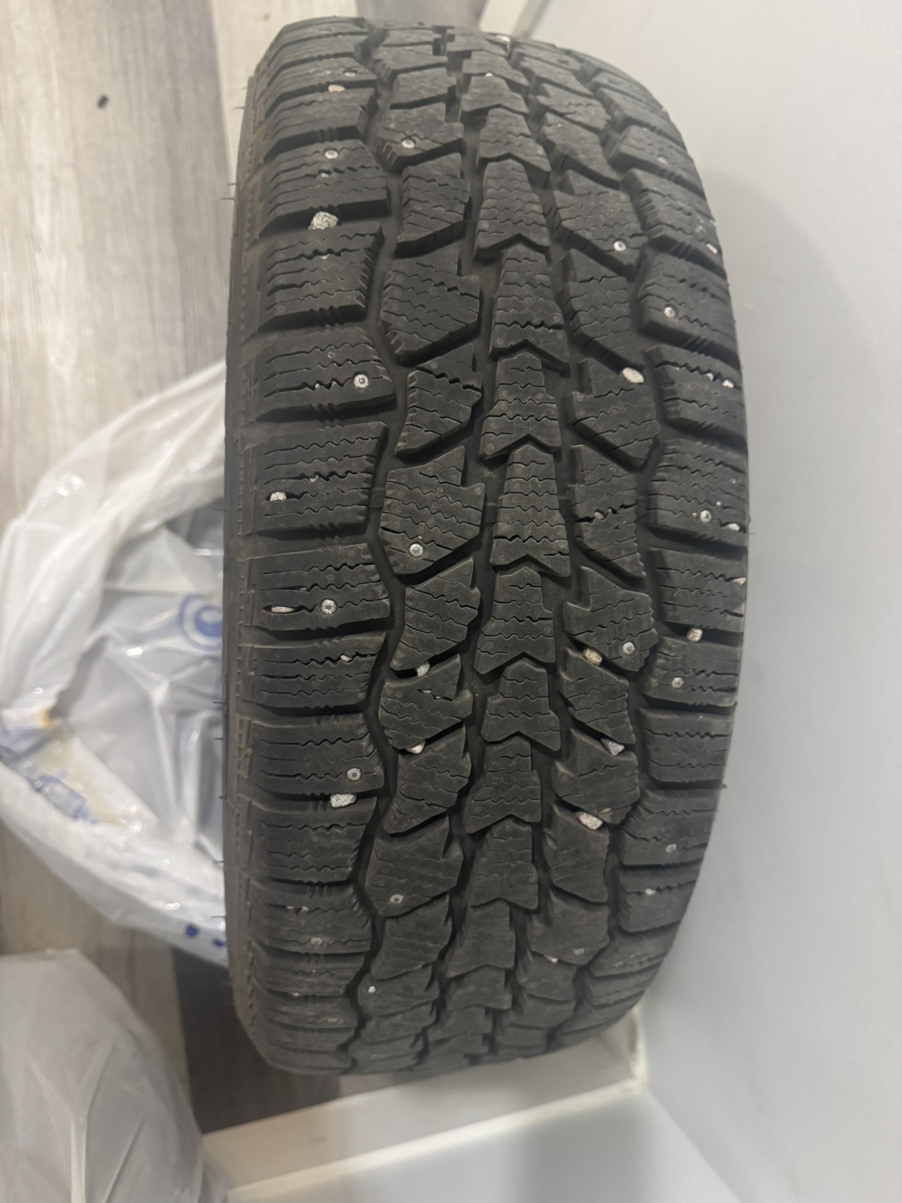 Set of 4 Winter Tires and Rims(500) - photo 3