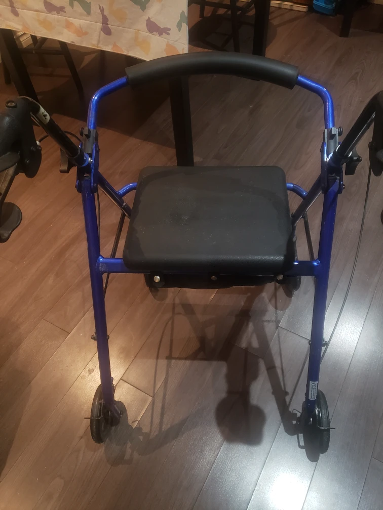 Adult walker