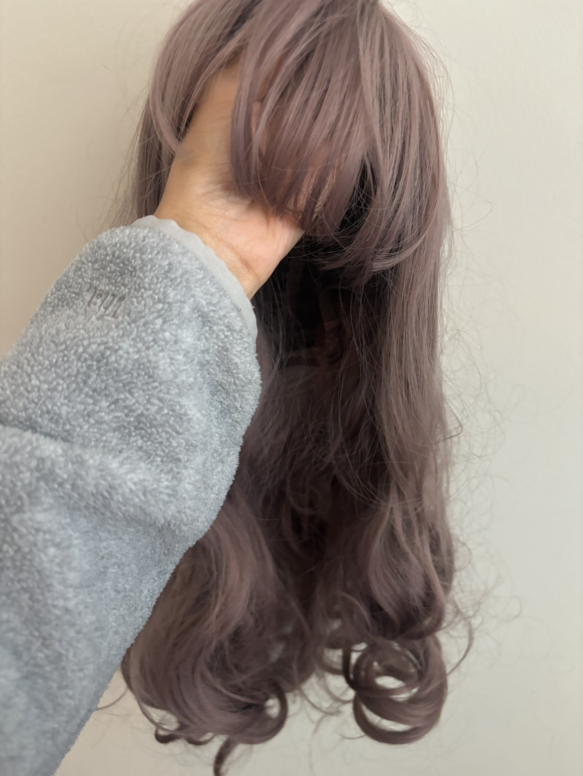 Ash Pink Synthetic Wig with Bangs - photo 2