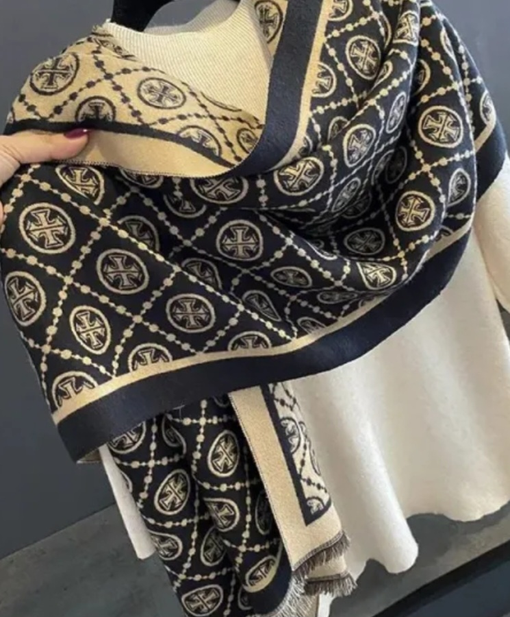 Black and White Scarf with Cross Pattern - photo 3