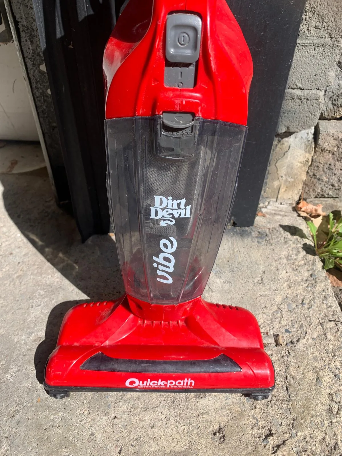 Dirt Devil Vibe Corded Vacuum thumbnail