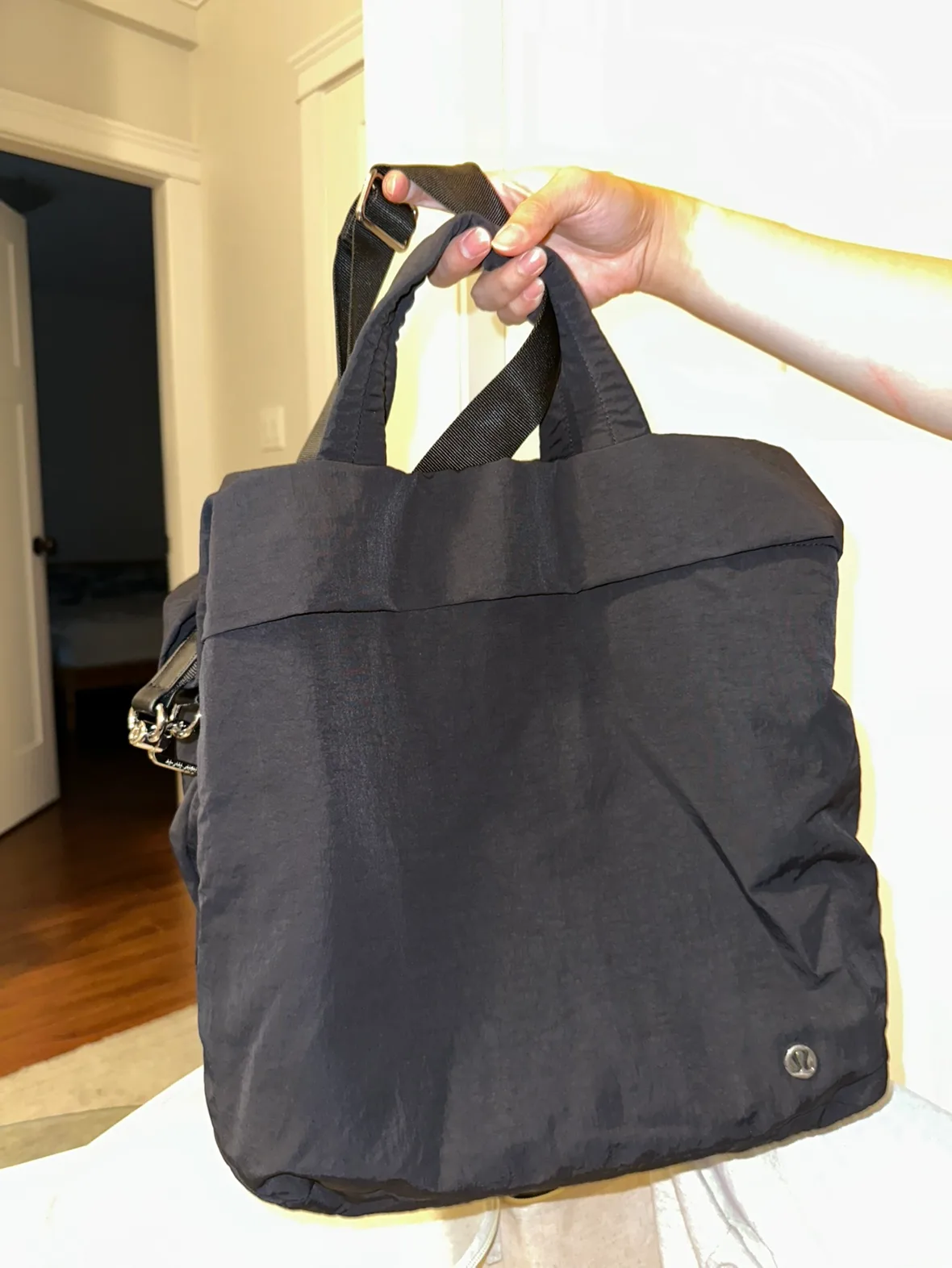 Lululemon Bag image indicator(6)
