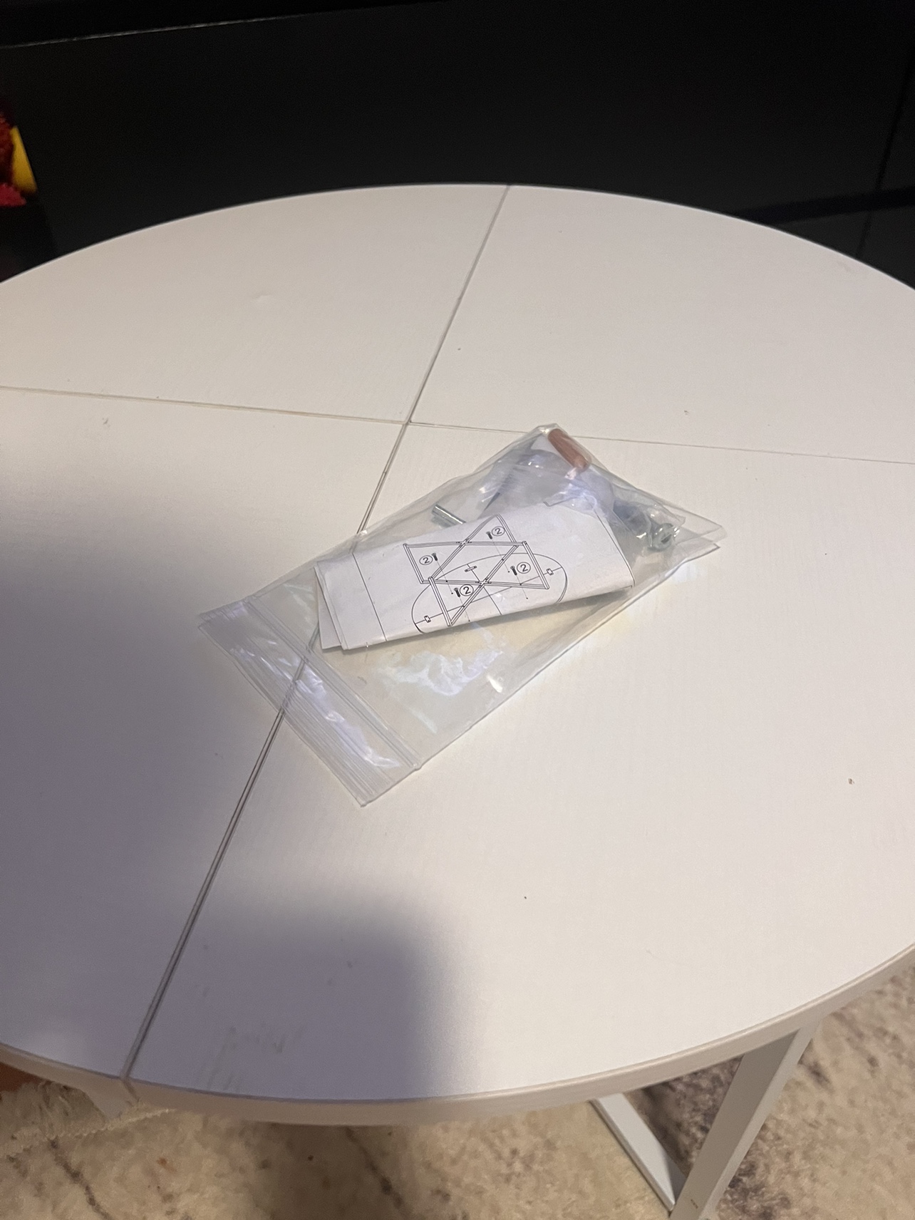 White Round cofee table - photo 4
