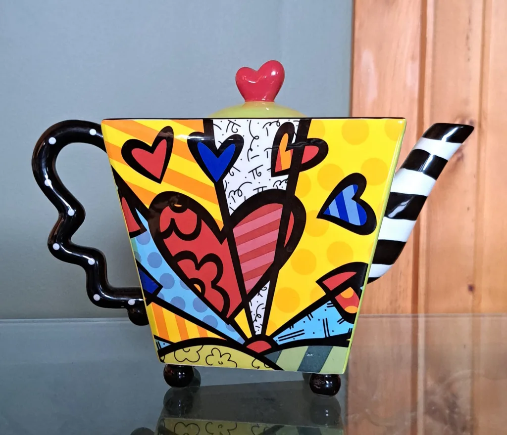 Romero Britto Teapot thumbnail