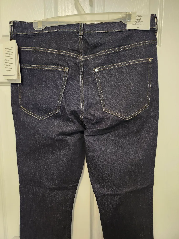 New H&M Women's Dark Blue High-Rise Jeggings - Size L image indicator(7)