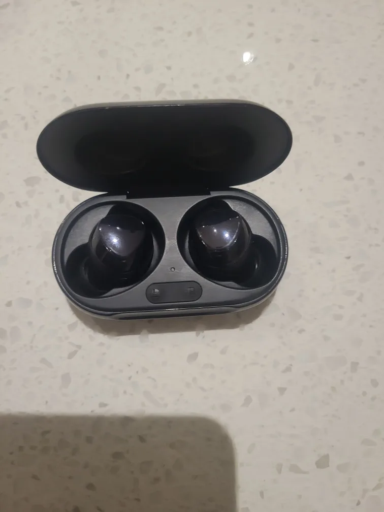 galaxy buds+ - not working image indicator(2)