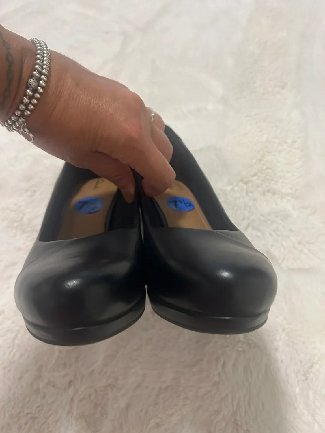 Clarks Women's Black Heels image indicator(7)