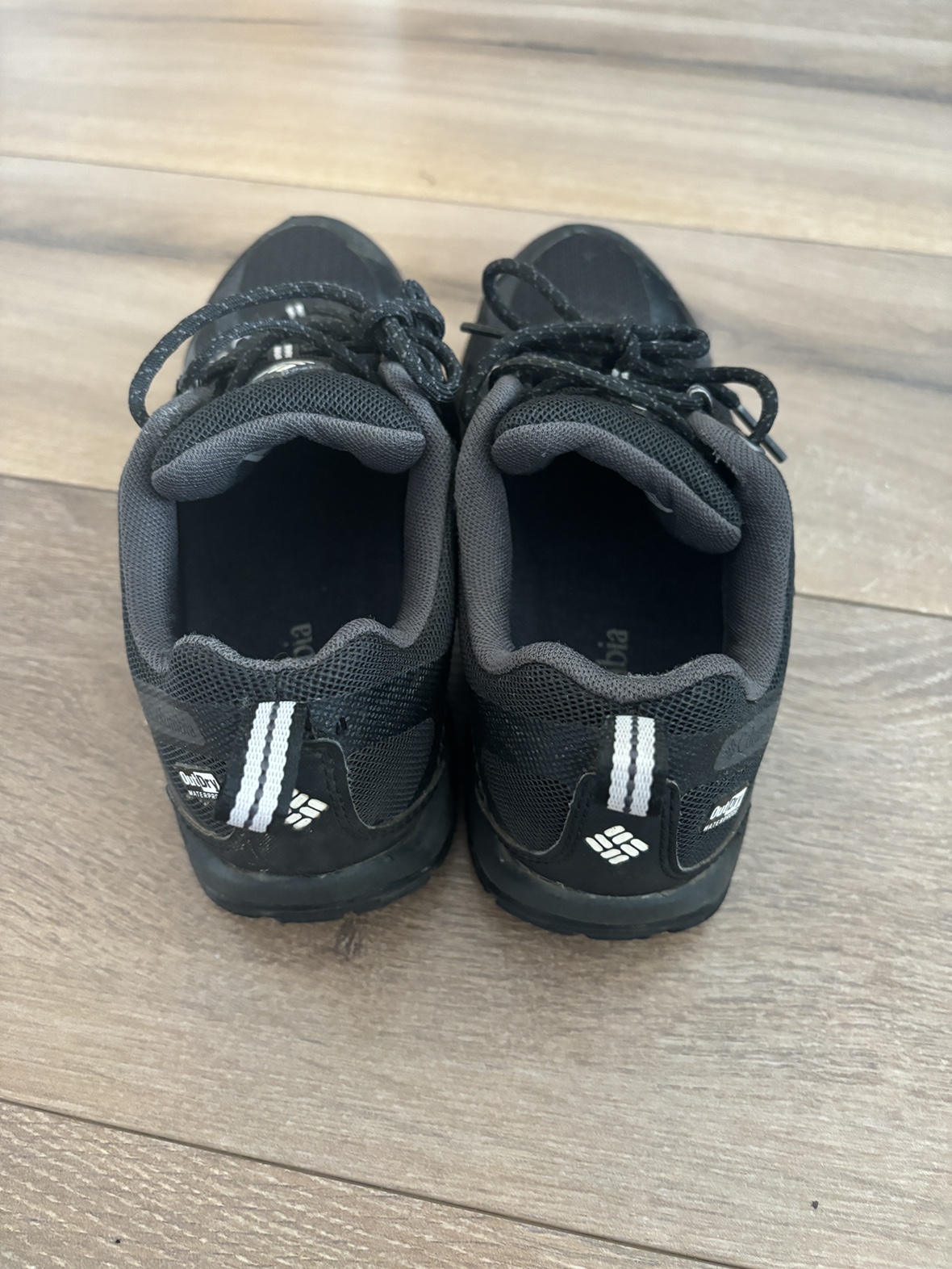 Columbia hiking/walking shoes - photo 2