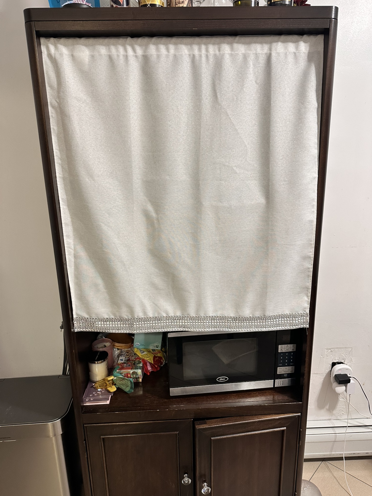 Microwave Cabinet FREE MUST PICK UP - photo 2
