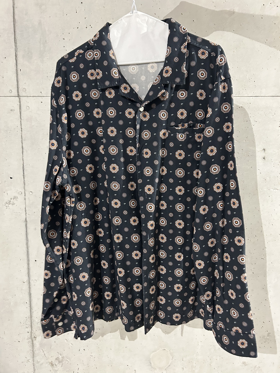 Kith men’s 2022 S/S button up dress shirt