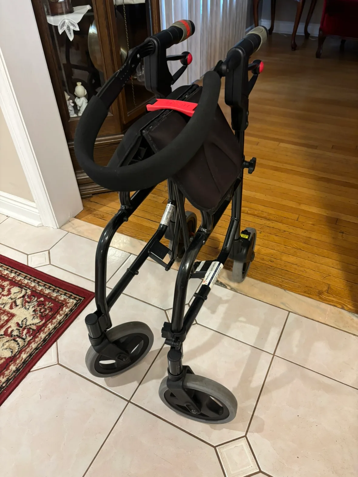 adjustable  Rollator Walker with comfort Seat and basket image indicator(3)