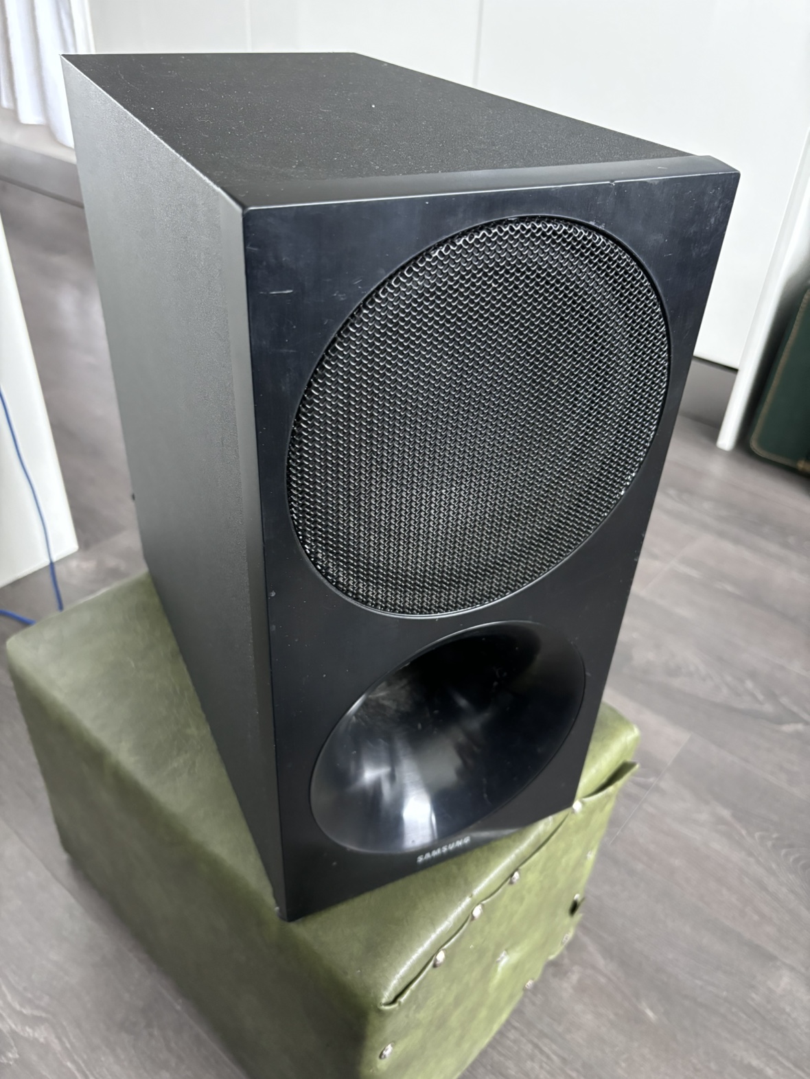 Samsung HW-M550/ZC Soundbar and Wireless SubWoofer PS-WM30 - photo 2