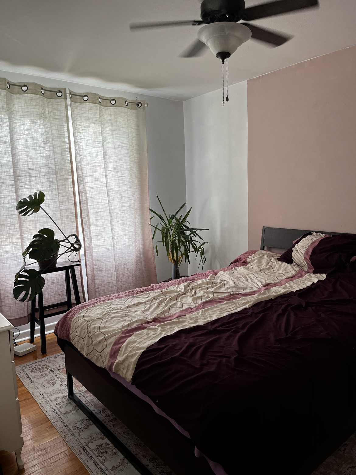 Queen Size Bed Frame - photo 2