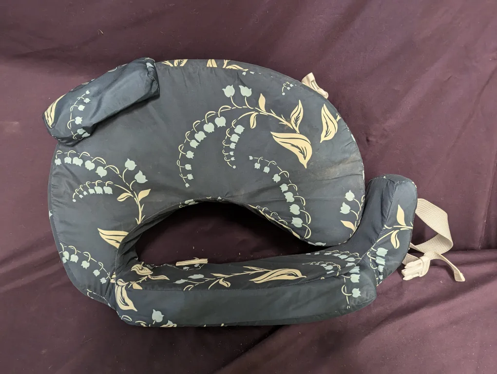 Baby Nursing Pillow thumbnail