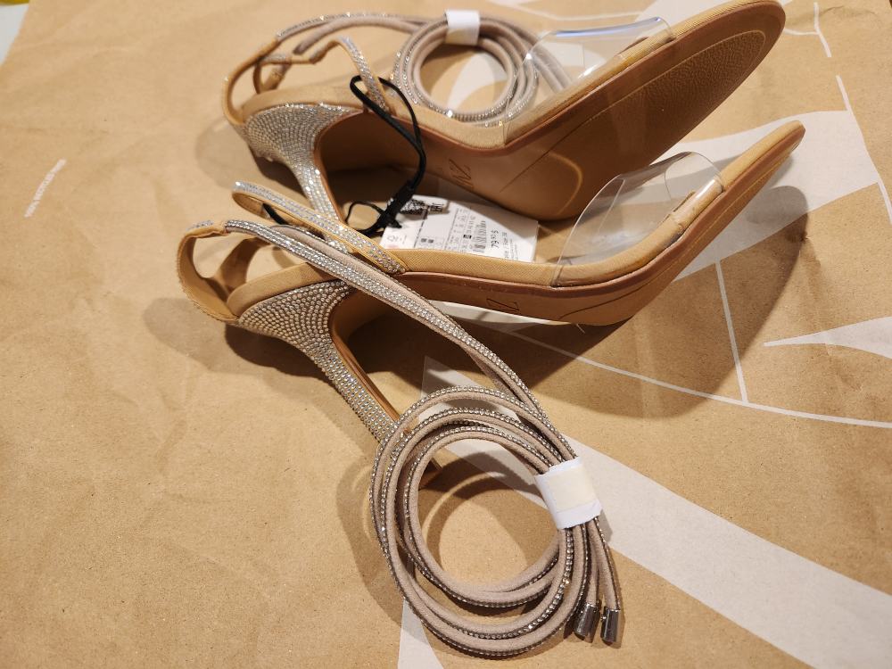 Zara Sparkly Vinyl Sandals Size 38 (7.5) - photo 3