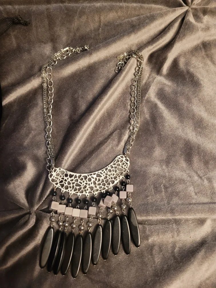 Statement pieces great for gifting image indicator(9)