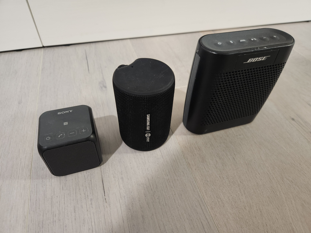 3 Bluetooth Speakers (Bose, Sony, Samsung)
