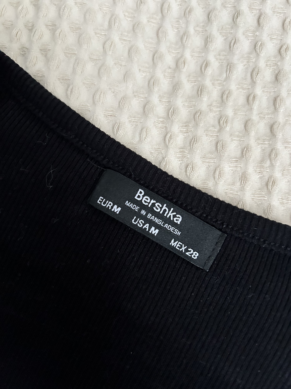 Bershka Black Long Sleeve Crop Top - photo 2