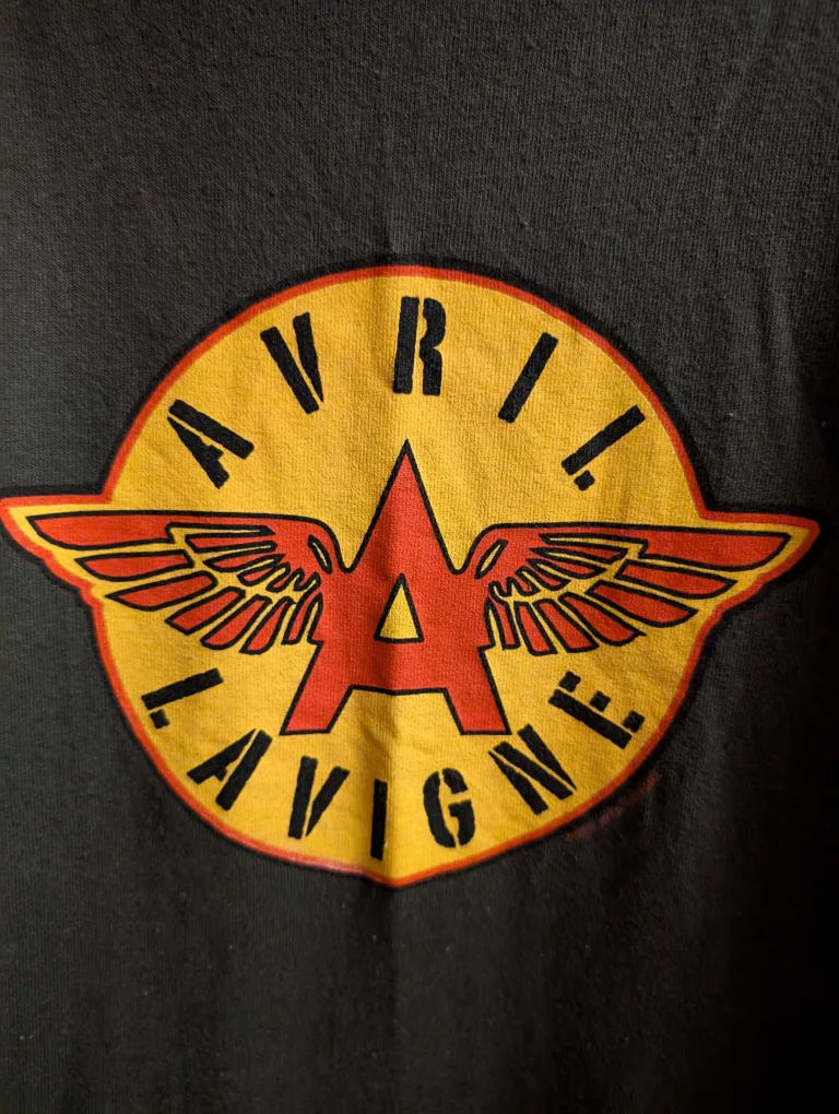 Avril Lavigne T-Shirt image indicator(2)