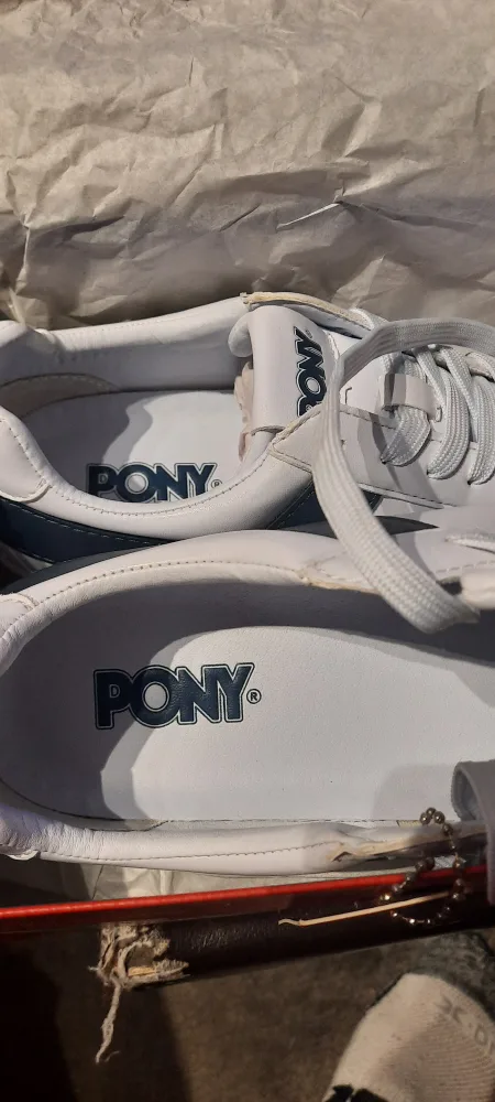 Brand New Women's Pony Sz 8 Tennis Shoes image indicator(4)