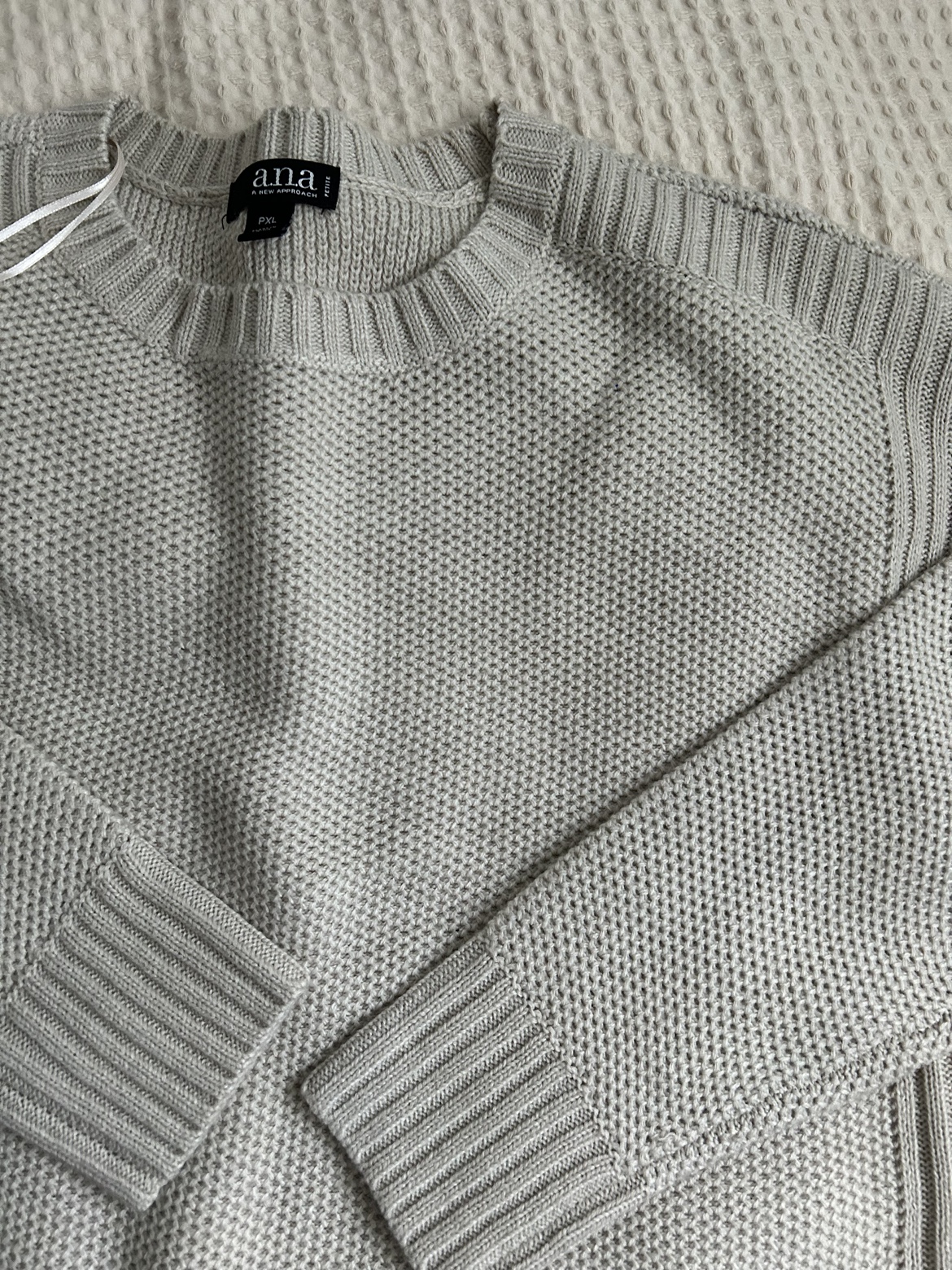 Beige/Cream Sweater