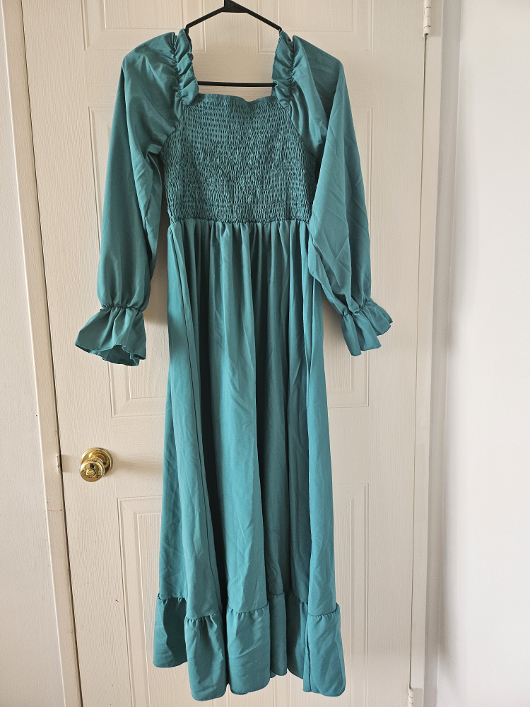 Bundle of 5 Dresses 10$ each NEW