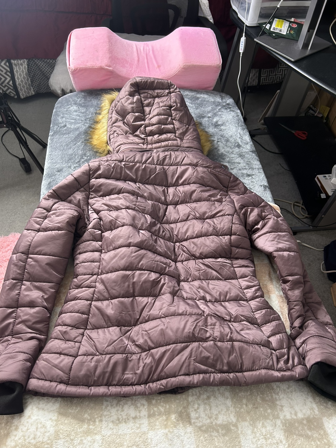 Brown Puffer Jacket with Faux Fur Hood $40 - photo 3