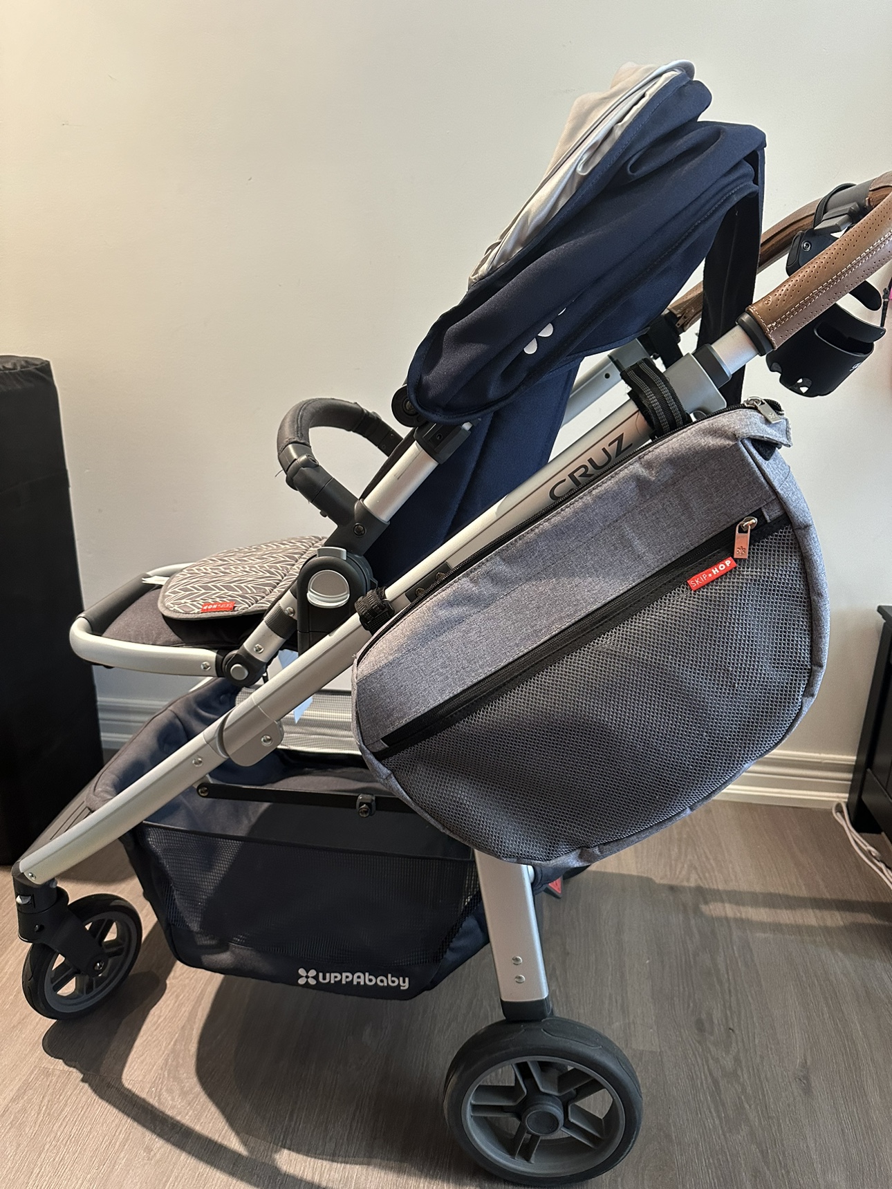 UPPAbaby CRUZ Stroller (Indigo/Silver)