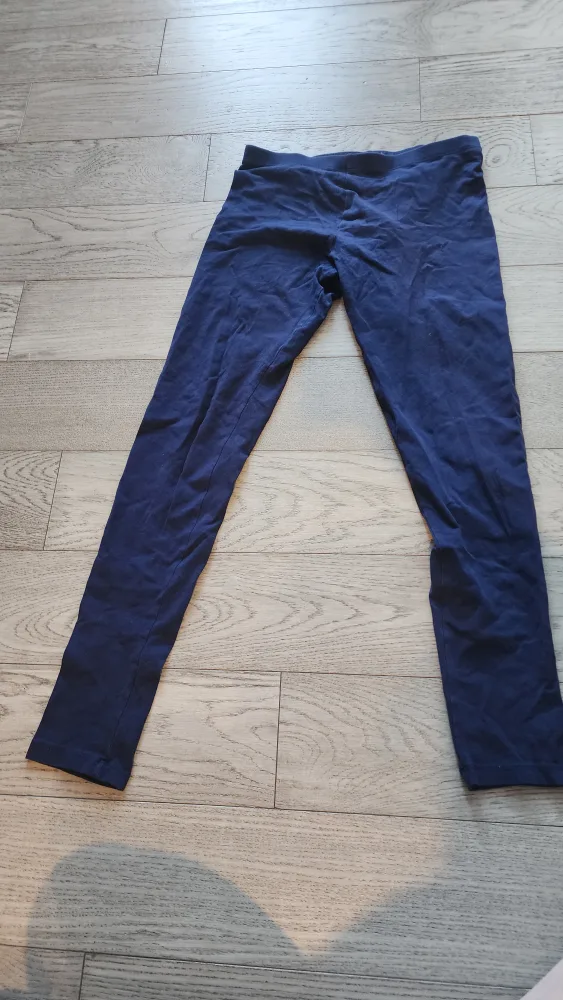 Forever 21 Navy Blue Leggings #freecycle thumbnail