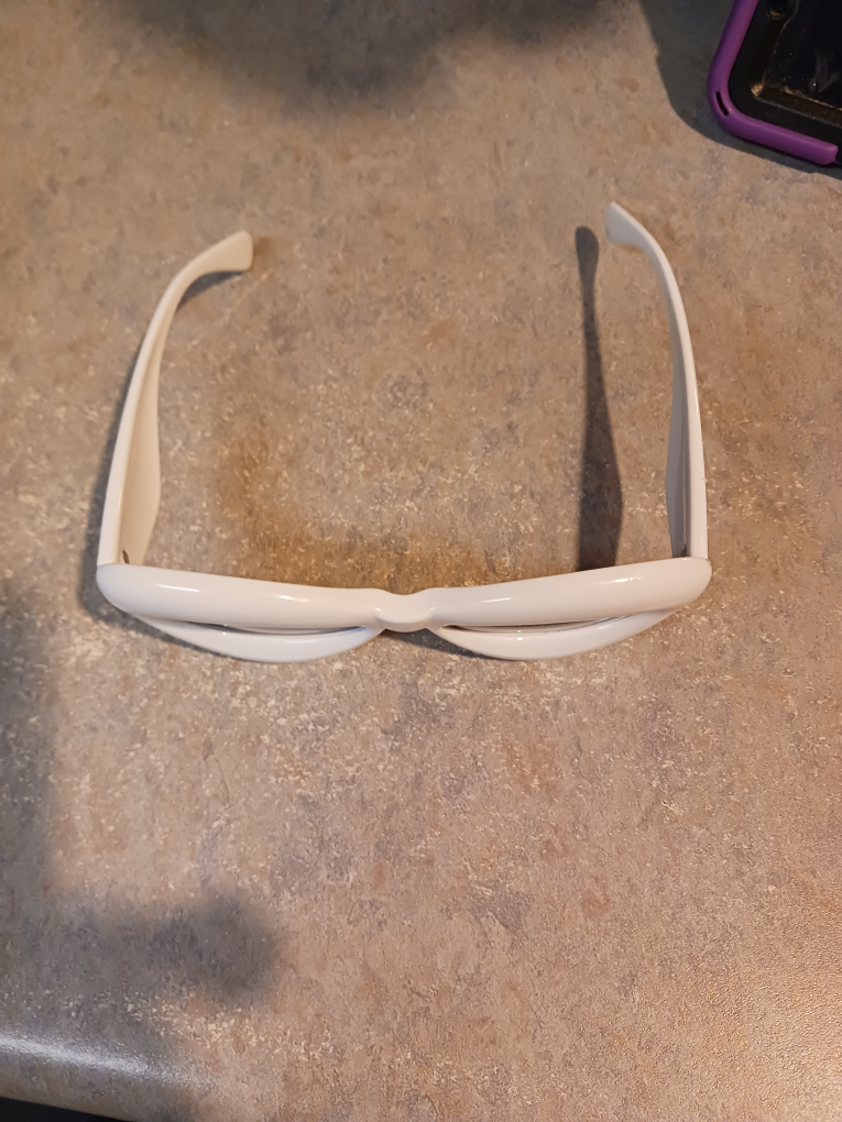 Inflated Fun Lip Shape Sunglasses (new) - photo 4