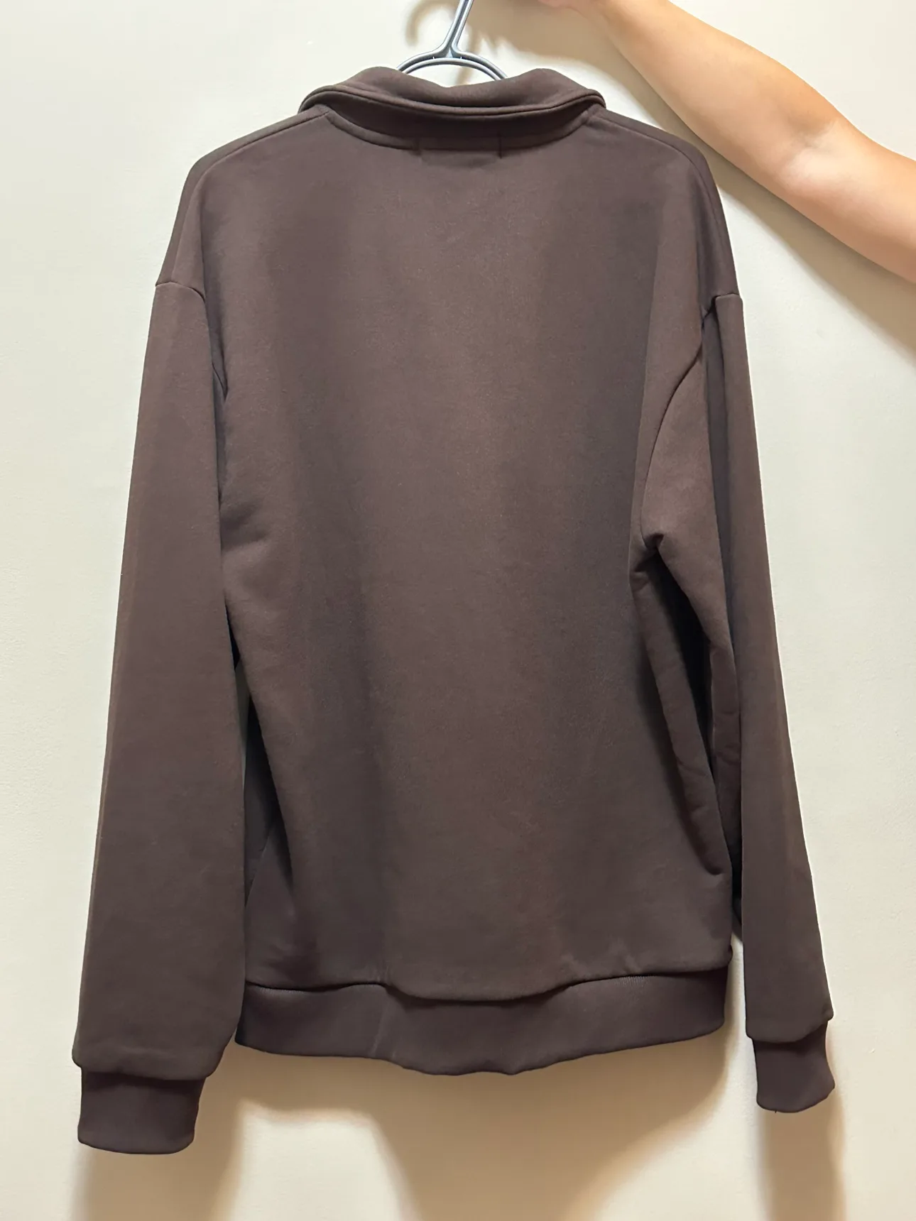 Men’s Forever 21 Brown Sweatsuit image indicator(2)