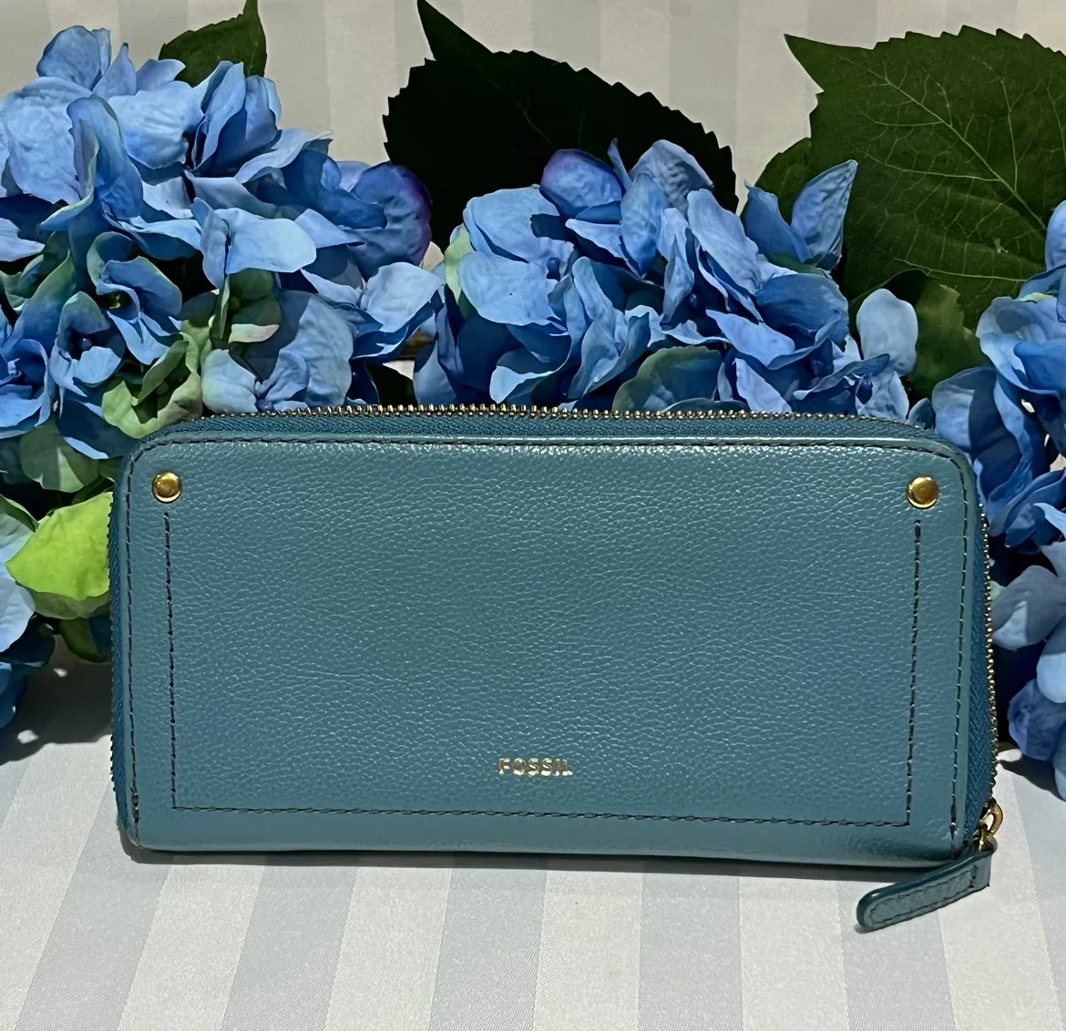 Fossil Blue Leather Wallet 8” thumbnail