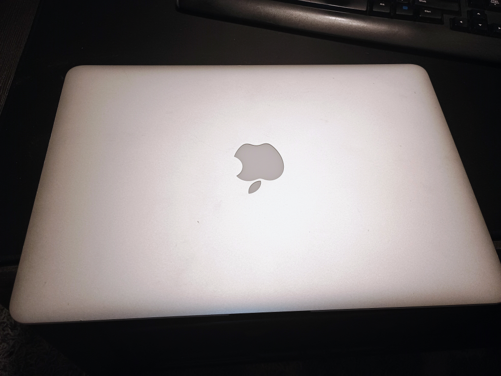 Apple Macbook Air 2015 - photo 2