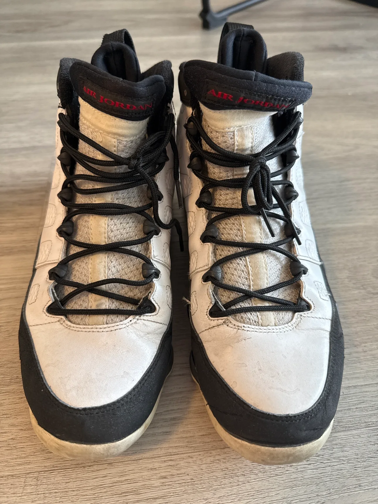 Air Jordan 9 Retro image indicator(2)