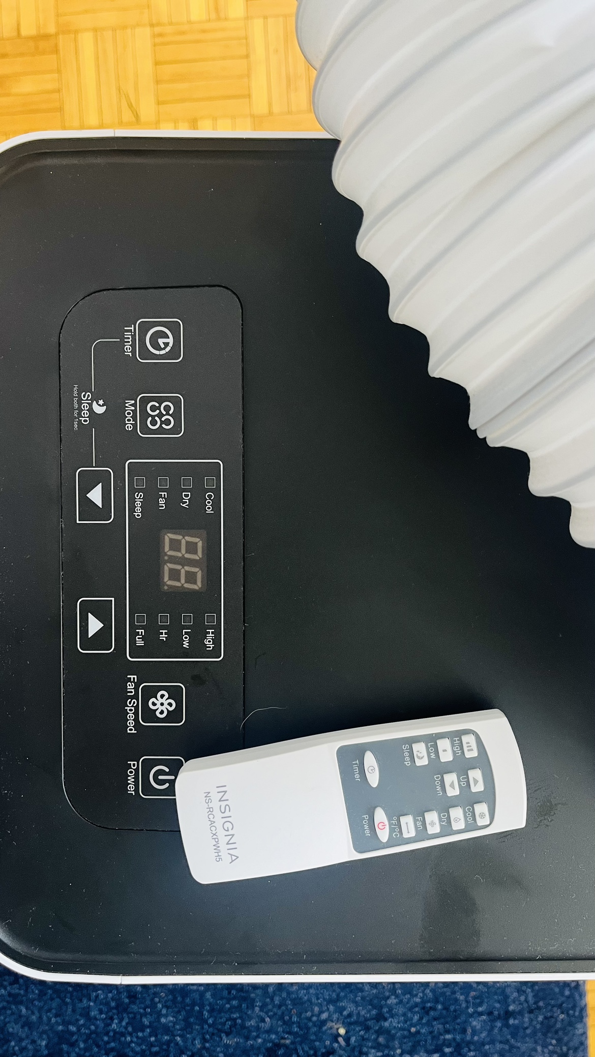 Insignia Portable Air Conditioner - photo 4