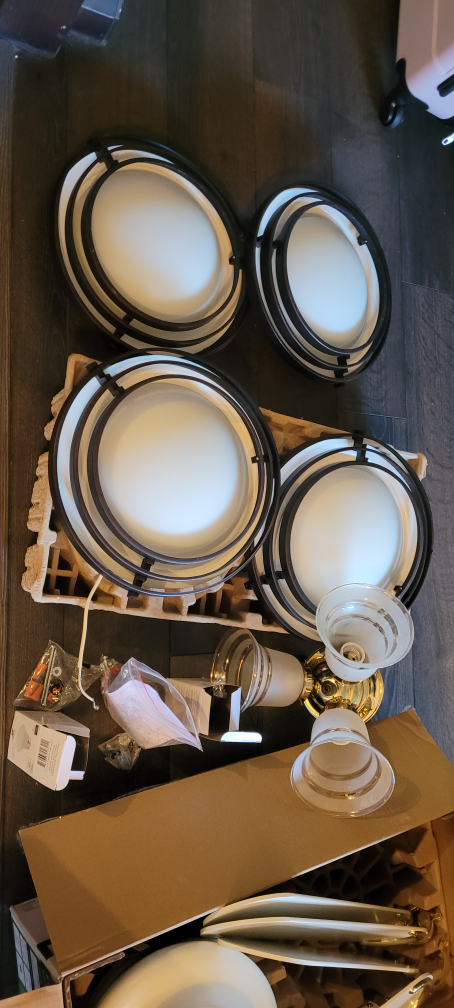 Free Ceiling Fan with Light Fixture - photo 4