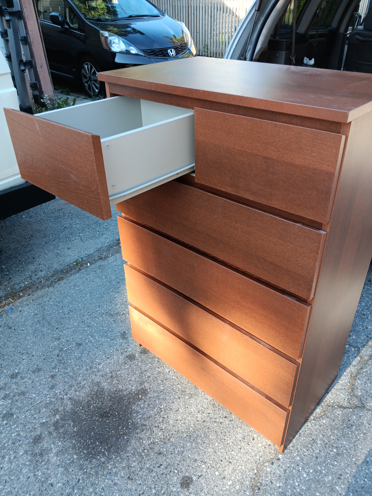 malm IKEA dresser, delivery available - photo 2