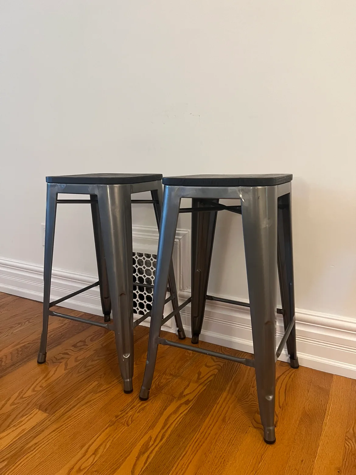 Metal & Wood Bar Stools thumbnail