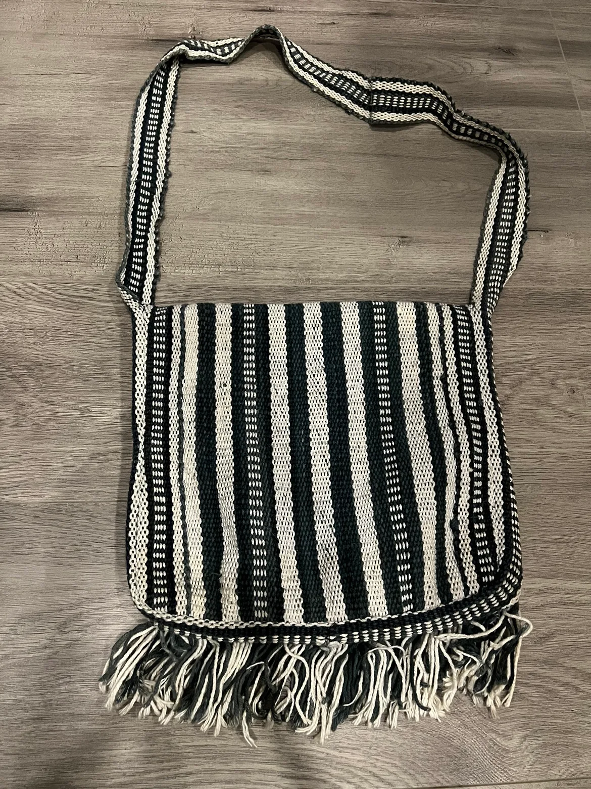 Woven Hippie Bag image indicator(6)