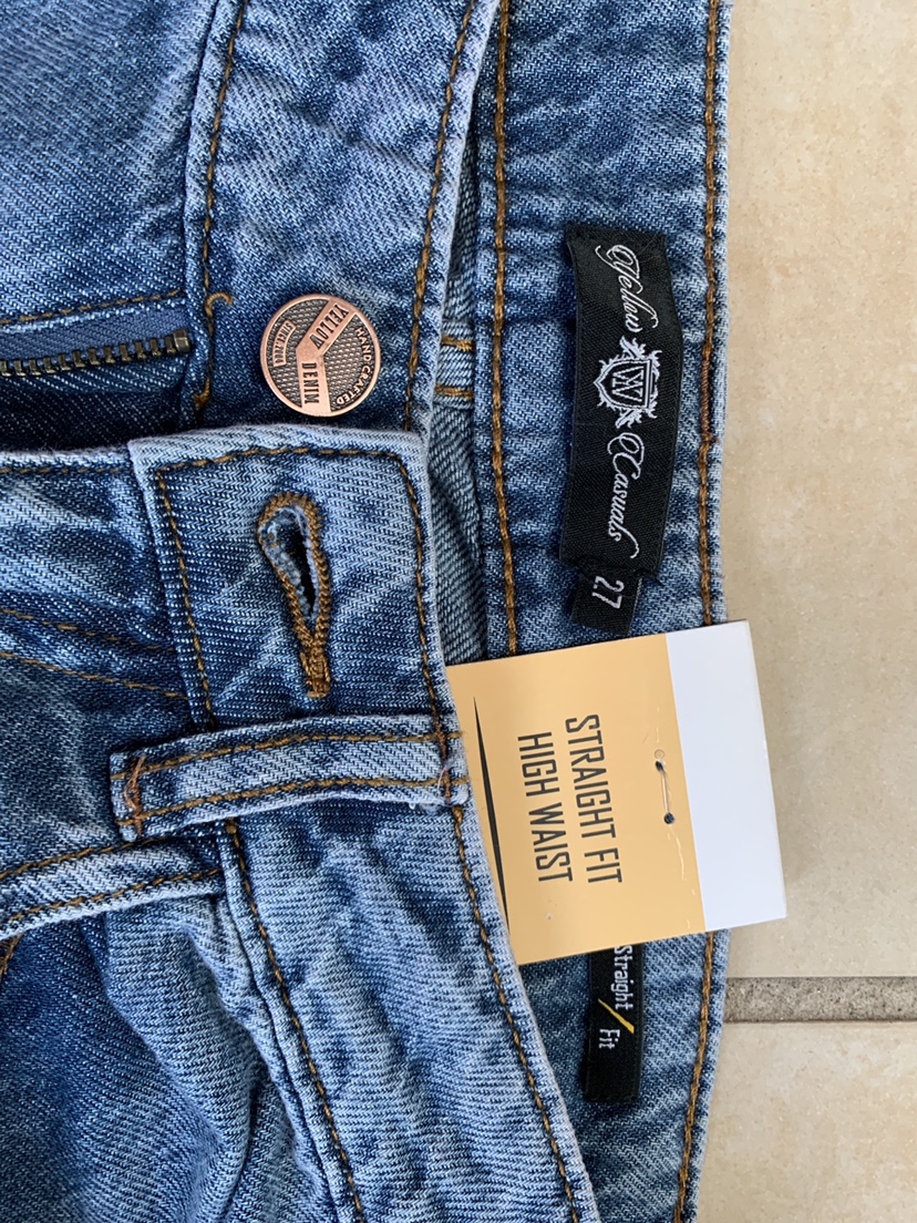 Women's High Waisted Straight Leg Jeans Size 27