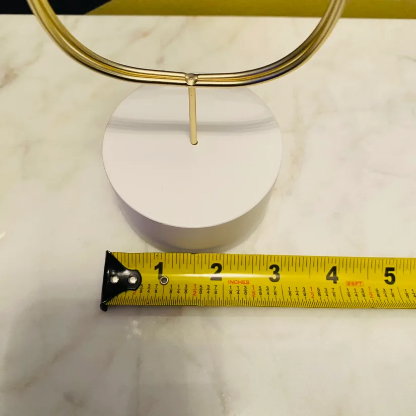 Gold Pineapple Frame image indicator(3)