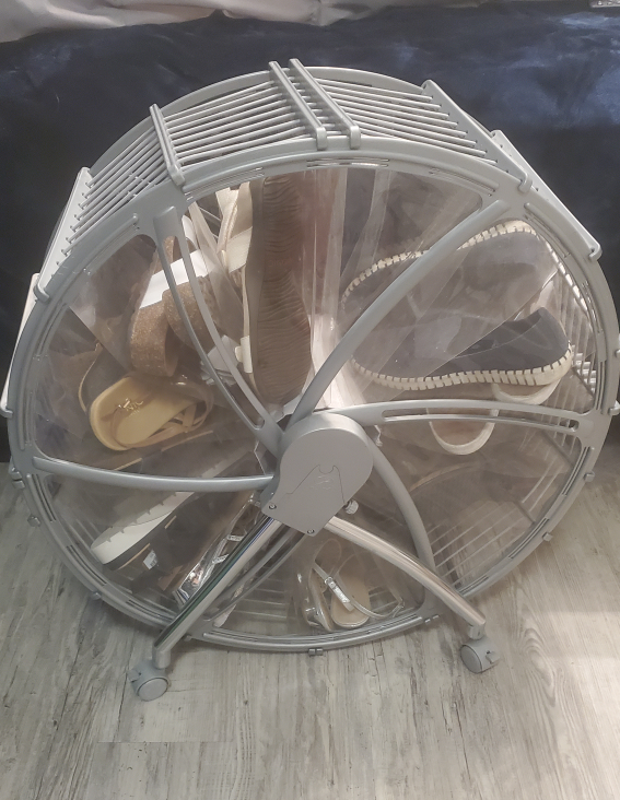 Rotating Shoe Rack
