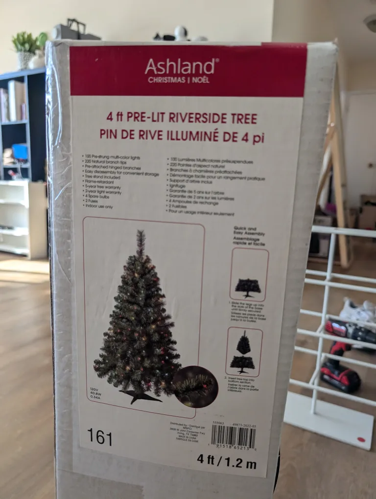 4 ft Christmas Tree with lights thumbnail