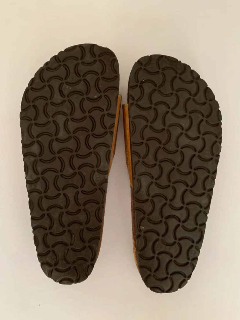 Birkenstock Sandals size 36 thumbnail